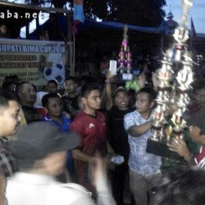 Drama Adu Pinalti, Stkip Taman Siswa Juara Di Turnamen Fajar Cup Dan Bupati Cup - Kabar Harian Bima
