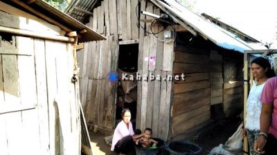 Hidup Susah di Rumah Reot Samping Kantor Desa, Pemdes Mpuri Tutup Mata - Kabar Harian Bima
