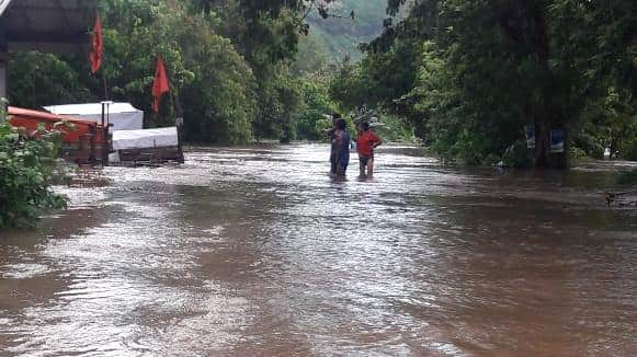 Banjir di Perbatasan Kilo-Sanggar, Lalu Lintas Lumpuh, Listrik Masih Padam - Kabar Harian Bima