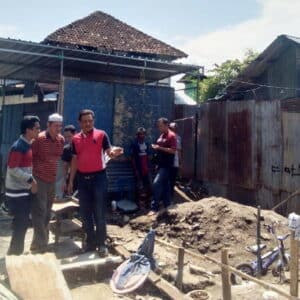 Bedah Rumah Diberhentikan, Ketua DPRD Langsung Cek Lapangan - Kabar Harian Bima