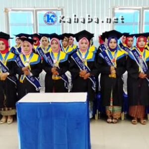 39 Mahasiswi Akbid Harapan Bunda Angkatan Ke-X Diwisuda - Kabar Harian Bima