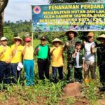 Danrem 162/Wirabhakti dan Walikota Bima Tanam Pohon di Lelamase - Kabar Harian Bima