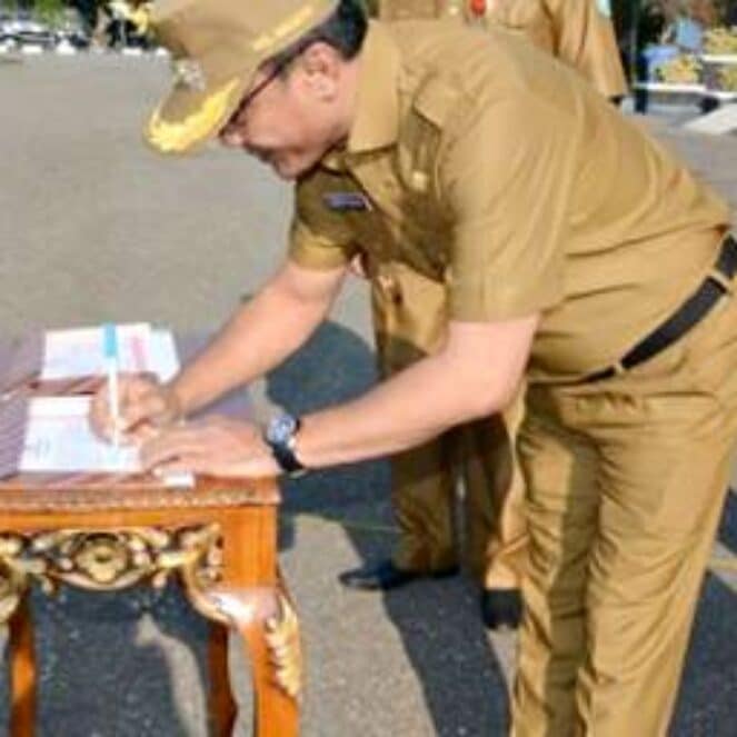 Janji Tidak KKN, Wawali Bima dan Kepala OPD Tandatangan Pakta Integritas