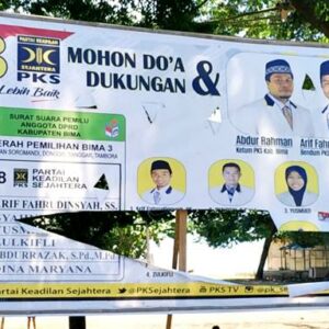 Baliho Caleg PKS Dapil III Kabupaten Bima Dirusak - Kabar Harian Bima