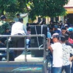 Demo PPK Madapangga, Simpatisan Caleg Gerindra Tuntut Buka Kotak Suara - Kabar Harian Bima