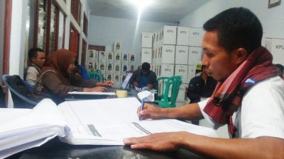 Rekap Tinggal 2 Desa, PPK Donggo Sering Temukan Kesalahan Saat Penjumlahan - Kabar Harian Bima