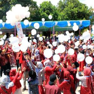 Perpisahan “El Gracias” SMAN 1 Kota Bima Meriah