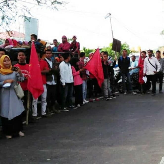 Demo Hari Buruh, FPR Desak Dewan Buat Perda UMK Bima