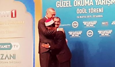 Syamsuri Firdaus Dipeluk Erdogan, Qori Asal Bima Ini Juara 1 MTQ Internasional di Turki - Kabar Harian Bima