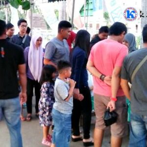 Muda-Mudi Berburu Menu Buka Puasa di Pasar Ramadan