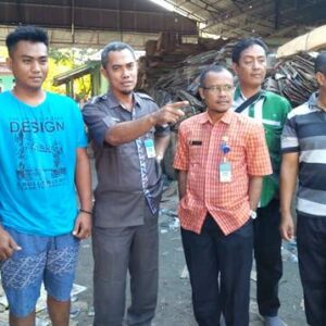 Dianggap Kumuh, DLH Tegur Pengepul Sampah di Kelurahan Lewirato