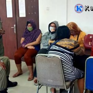 Operasi Yustisi, Pol PP Amankan Miras dan 6 Wanita - Kabar Harian Bima