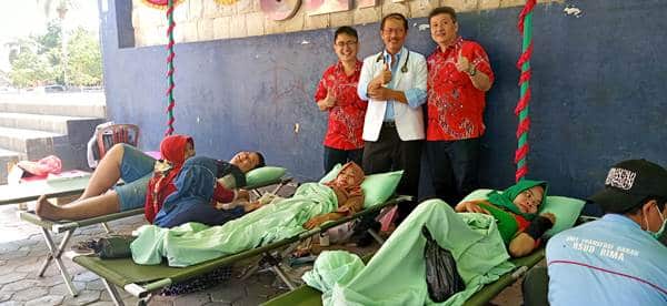 Meriahkan HUT RI ke-74, PSMTI Isi Gelar Kegiatan Donor Darah - Kabar Harian Bima