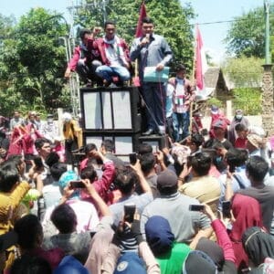 Temui Massa Aksi, Begini Tanggapan Ketua Dprd Kabupaten Bima - Kabar Harian Bima