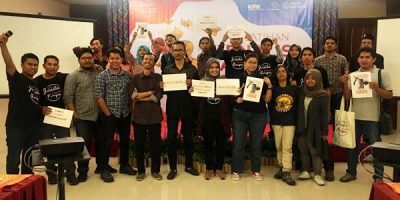 Jurnalis dan Koalisi Masyarakat Sipil NTB Tolak Revisi UU KPK - Kabar Harian Bima