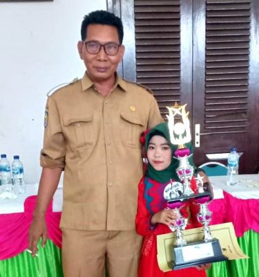 Siswi SDN Inpres Cenggu Raih Juara 1 Lomba Bahana Suara - Kabar Harian Bima