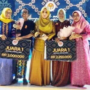 2 Desainer Kota Bima Raih Juara I Lomba Fashion Show Lombok-Sumbawa Tenun Festival