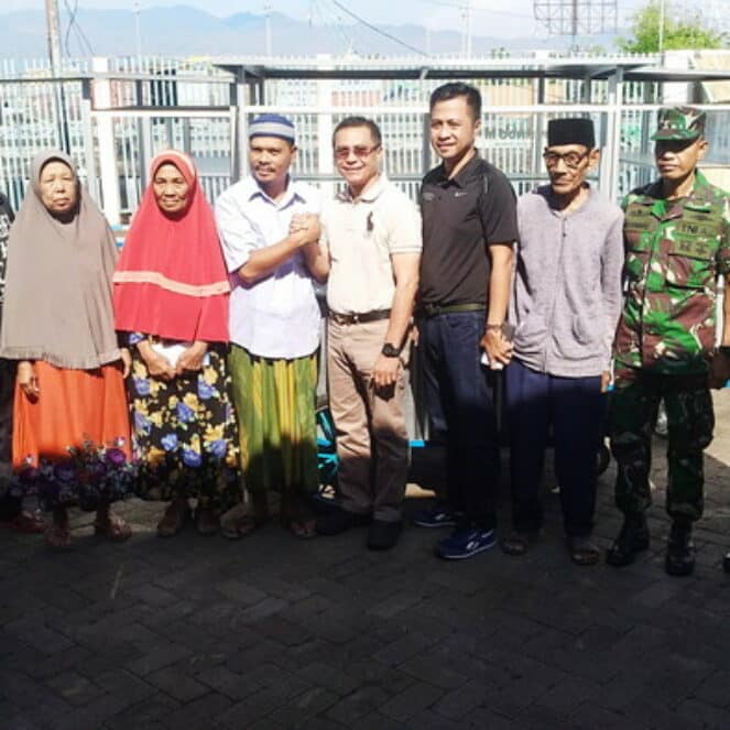 PT Pelabuhan Indonesia III Bima Serahkan Bantuan CSR untuk Warga