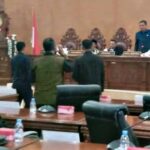 Ketua DPRD Kota Bima Dinilai Tidak Konsisten, 15 Wakil Rakyat Sampaikan Mosi Tidak Percaya - Kabar Harian Bima