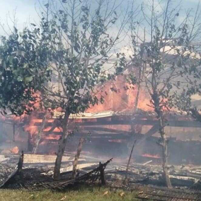 Diduga Karena Gas Elpiji Meledak, 5 Rumah Warga Jala Terbakar