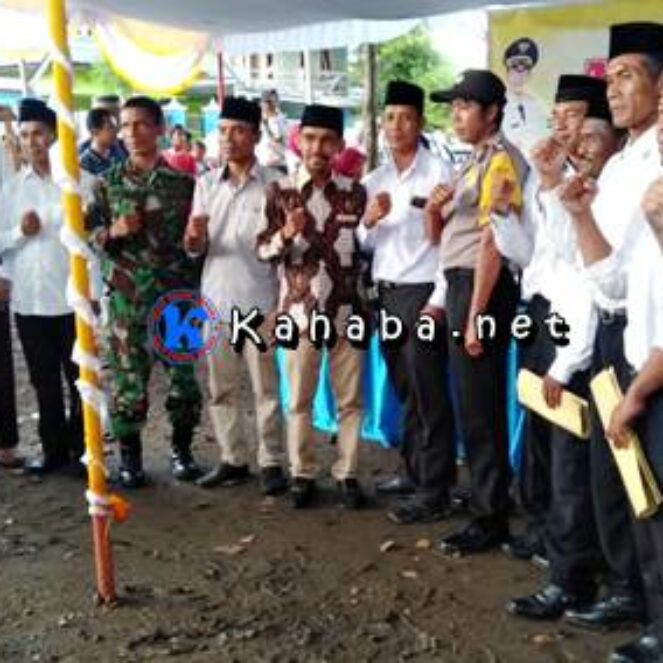 Walikota Bima Hadiri Pelantikan Ketua RT RW Kelurahan Santi