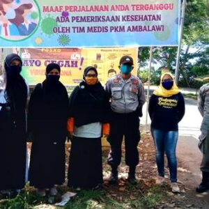 Tim Satgas Covid-19 Kecamatan Ambalawi Cek Suhu Tubuh Warga di Ncai Kapenta