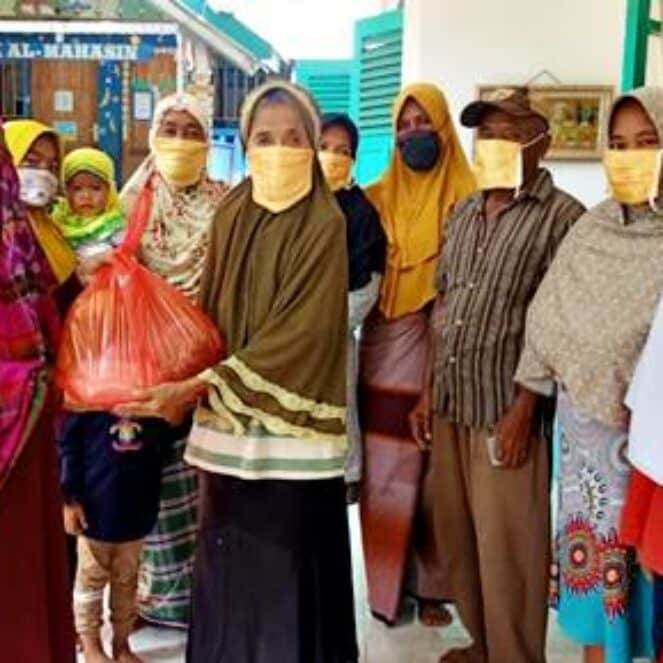 Peduli Masyarakat Kurang Mampu, Yayasan Al Mahasin Salurkan 105 Paket Sembako