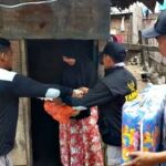 Mengalir Bantuan untuk Iin, Yanmas Ansharu Syariah Serahkan Sembako dan Tempat Tidur - Kabar Harian Bima