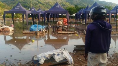 Kerugian Akibat Banjir Rob di Pasar Amahami Belum Ditaksir, Bagaimana Nasib Pedagang? - Kabar Harian Bima
