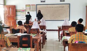 Sekolah Tatap Muka di SDN Inpres Cenggu Berjalan Lancar - Kabar Harian Bima