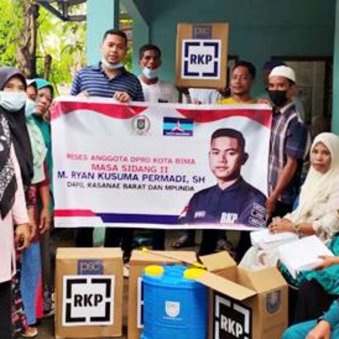 Reses di Matakando, Ryan Serahkan Bantuan untuk Kelompok Tani