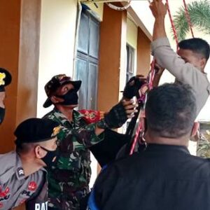 Personil Polisi dan TNI Latihan Bersama Tangani Bencana Alam