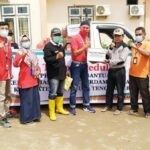Telkom Peduli, Distribusi Bantuan Banjir di Kabupaten Bima - Kabar Harian Bima