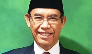 Prof Ahmad Thib Raya Peroleh Pin Emas Umi Makassar - Kabar Harian Bima