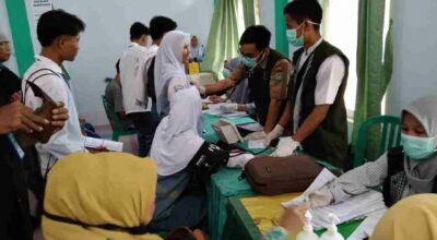 SMAN 2 Kota Bima Vaksin Ratusan Pelajar - Kabar Harian Bima