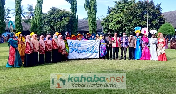 Ciptakan Karya Baru, SMKN 3 Kota Bima Launcing Batik Mantika - Kabar Harian Bima
