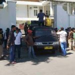 Kasus Tracking Mangrove, Demonstran Desak APH Bebaskan Feri Sofiyan dari Segala Tuntutan - Kabar Harian Bima