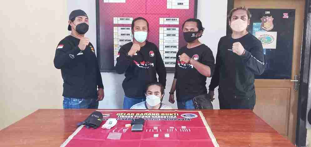 Pengembangan Kasus Narkoba di Tanjung, Tim Cobra Alpa Ringkus HR - Kabar Harian Bima