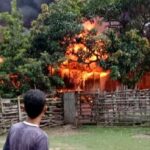 Kebakaran di Ambalawi, 1 Rumah Rata dengan Tanah - Kabar Harian Bima