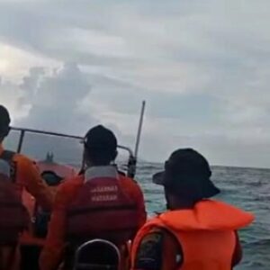 Pencarian 3 ABK KM Cahaya Illahi yang Teggelam Dihentikan - Kabar Harian Bima