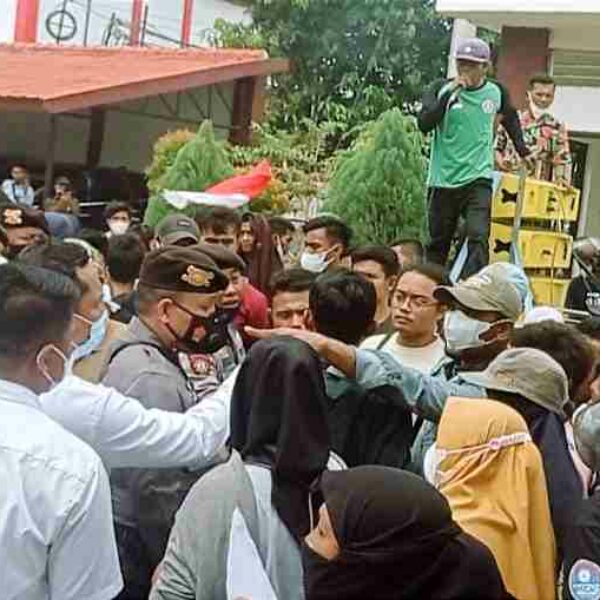 Jelang Sidang Tuntutan, Warga Rontu Desak Pembunuh Hasanudin Dihukum Mati