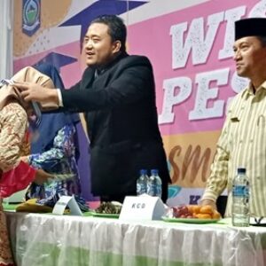 SMKN 3 Kota Bima Gelar Wisuda Dirangkai Pameran Produk