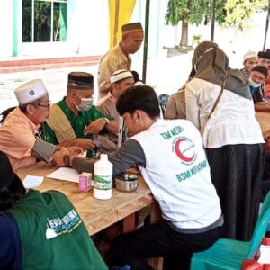 BSMI dan Remaja Masjid Baitul Hamid Gelar Pemeriksaan Kesehatan Gratis