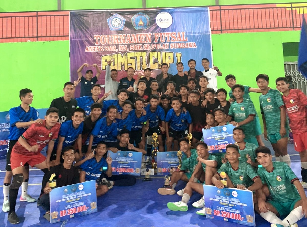 POMSTI STIE Bima Gelar Turnamen Futsal Antar Pelajar se Pulau Sumbawa - Kabar Harian Bima