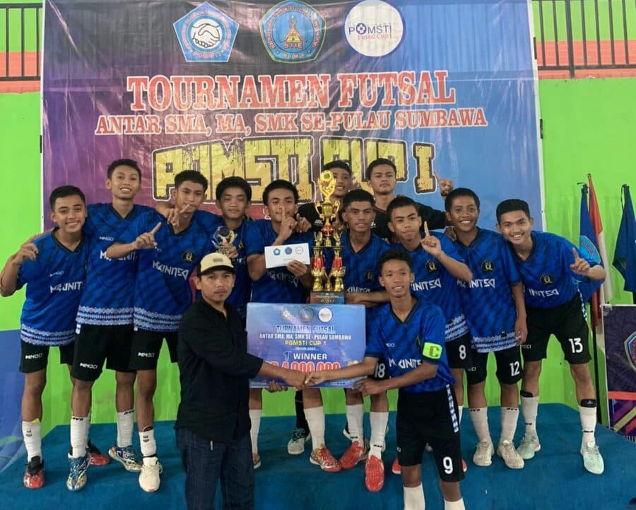 POMSTI STIE Bima Gelar Turnamen Futsal Antar Pelajar se Pulau Sumbawa - Kabar Harian Bima