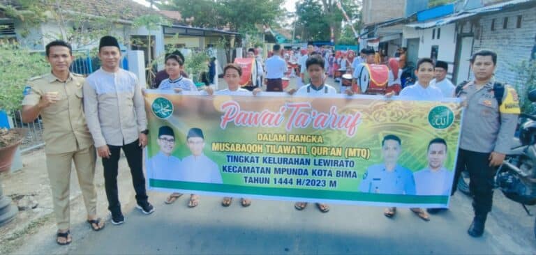 Pawai Ta'aruf MTQ Kelurahan Lewirato Meriahkan Kegiatan Syiar Islam - Kabar Harian Bima