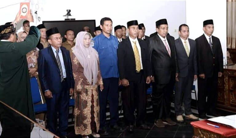 Pelantikan Pejabat Kota Bima Terancam Batal, SK Belum Diparaf Bapperjakat - Kabar Harian Bima