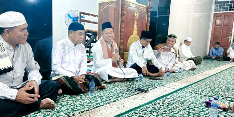 HM Rum Wajibkan ASN Sholat Berjamaah di Masjid - Kabar Harian Bima