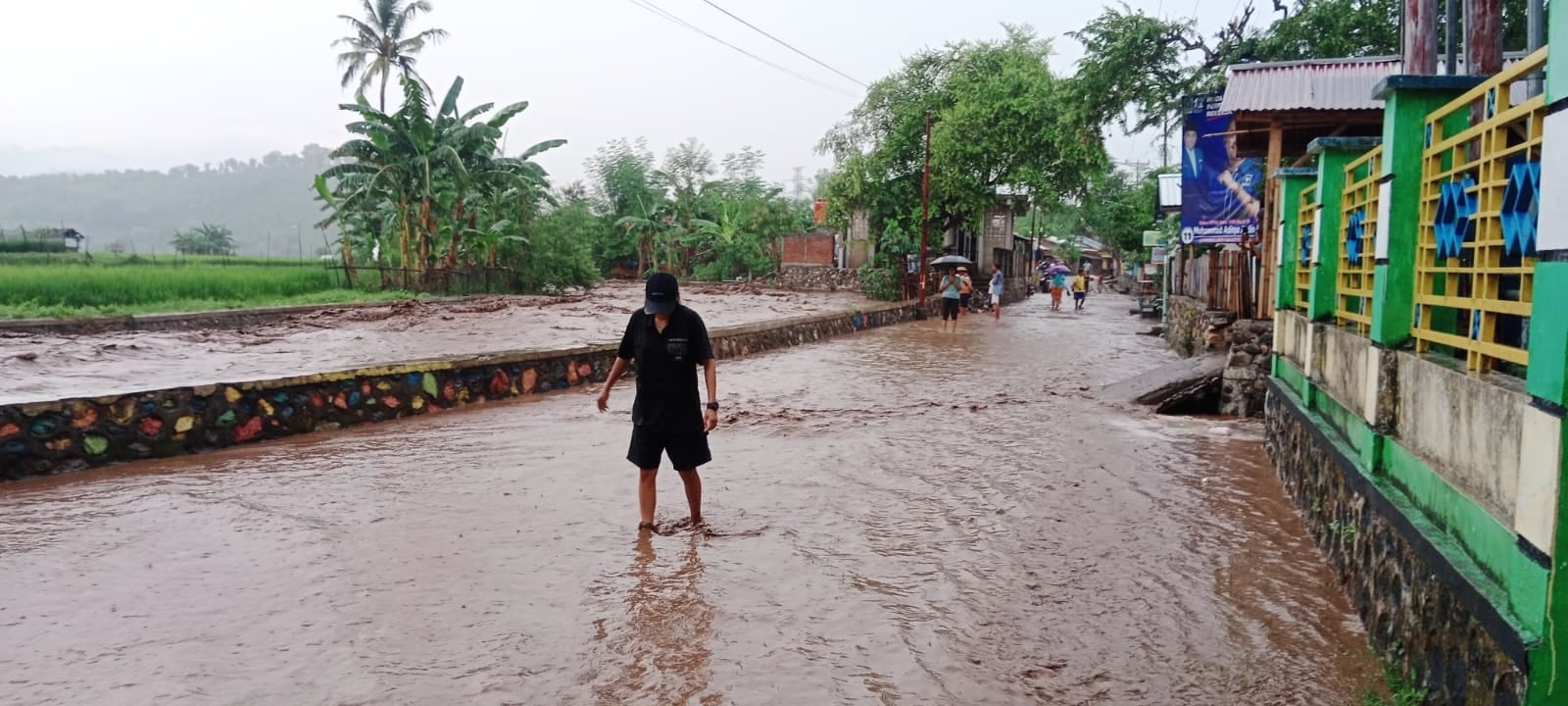Hujan Lebat Picu Luapan Sungai, Kelurahan Kendo Terendam Air - Kabar Harian Bima