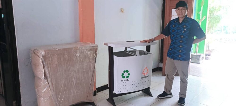 DLH Kota Bima Pengadaan 25 Unit Tong Sampah - Kabar Harian Bima